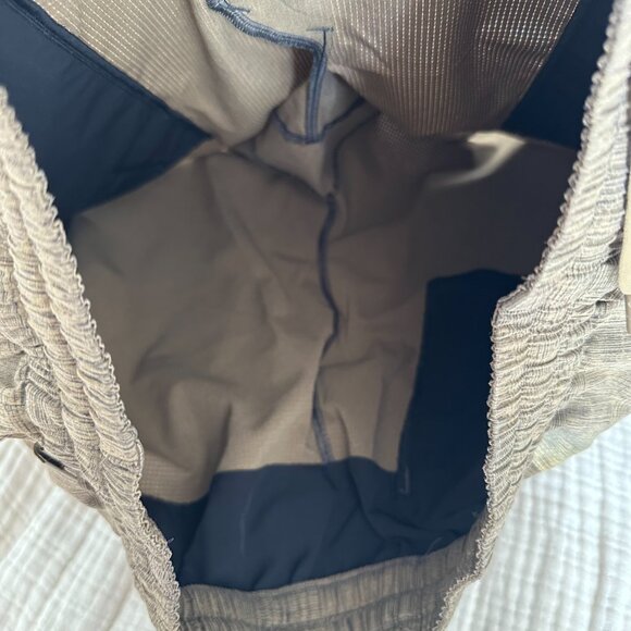 Lululemon Size Extra Large Bowline 8" Short in Offset Artifact  Graphite Gray - Picture 3 of 12